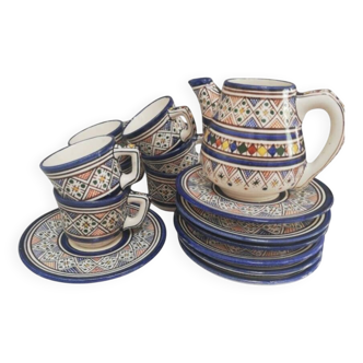 Coffee and tea service