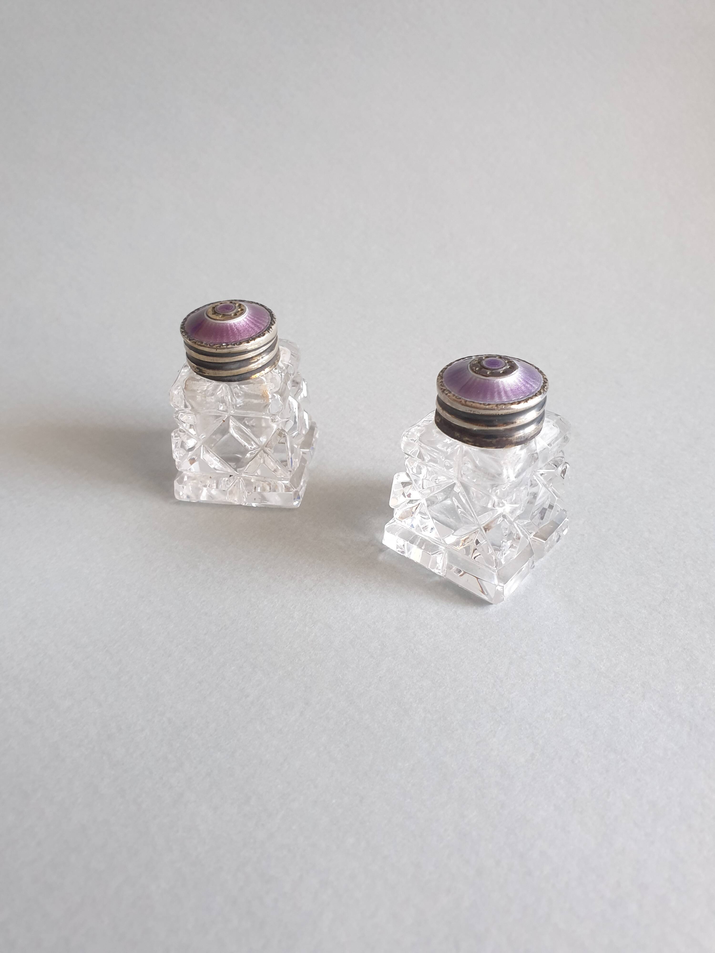 Pair of salt shakers, 20th century Scandinavian design, Norway