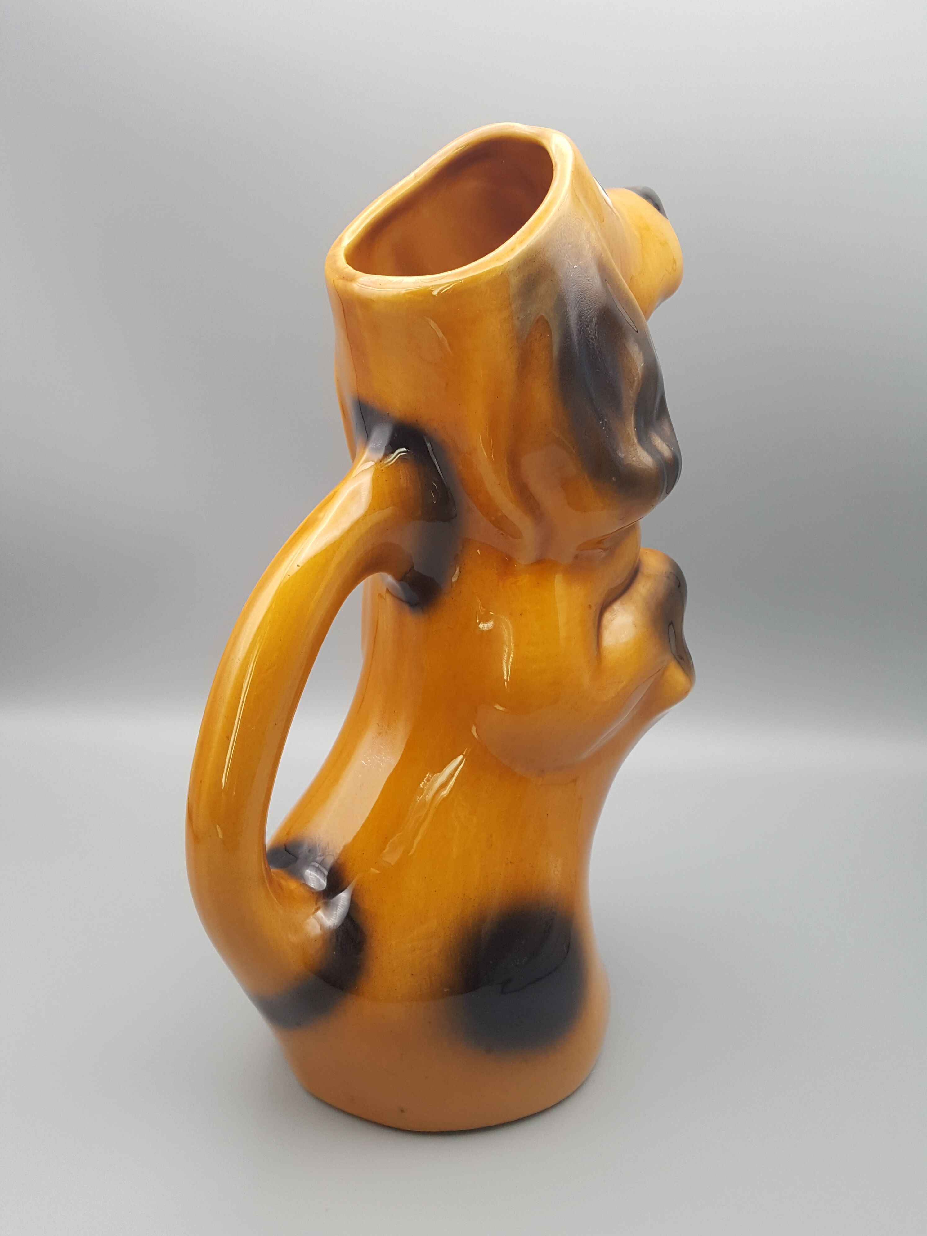 Zoomorphic pitcher in the shape of a dog
