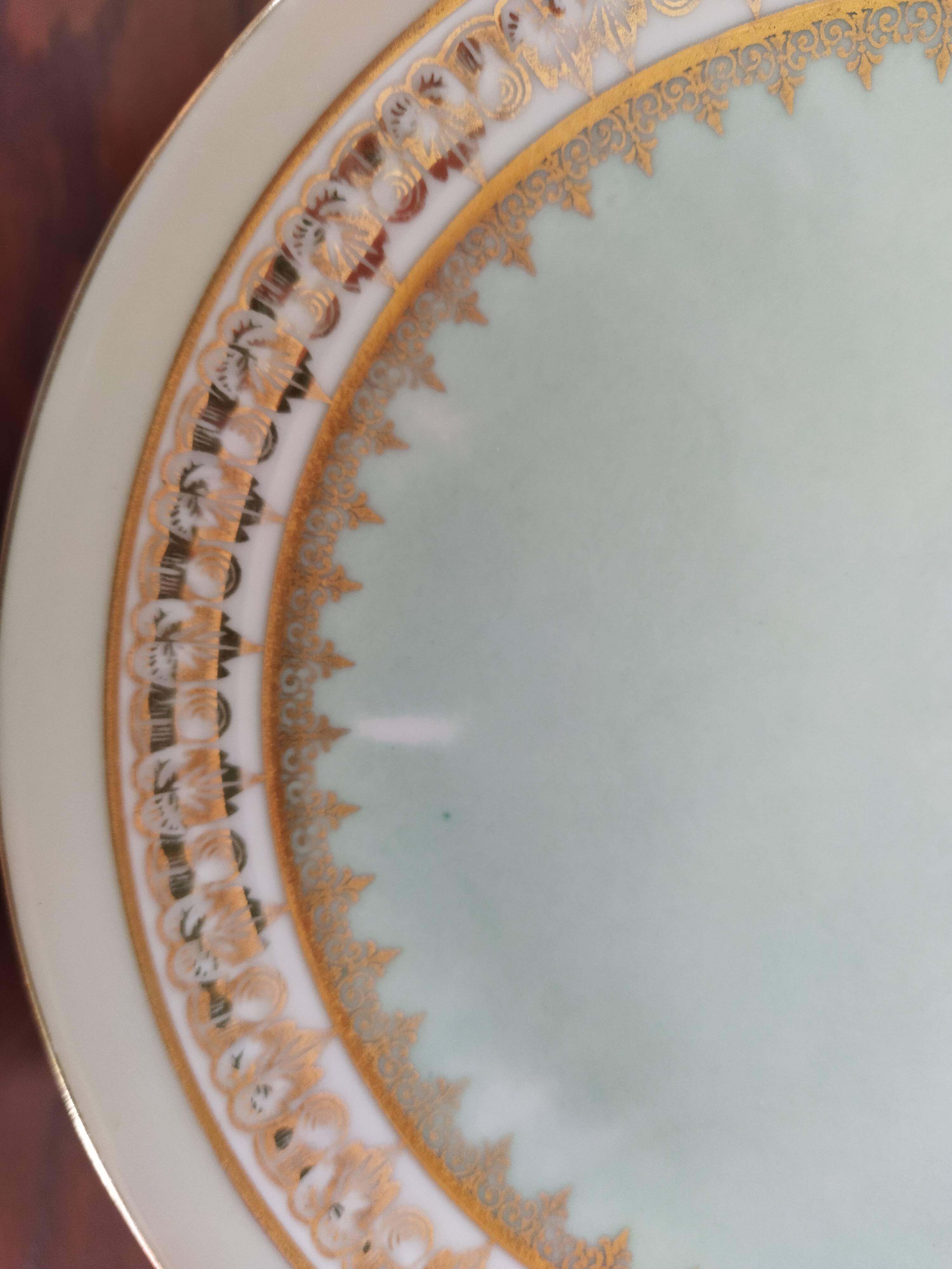 Platter and 11 dessert plates in Chapus Frères Limoges porcelain