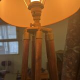 Tripod floor lamp in wood and adjustable brass
