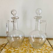 Wine pitchers or carafes in glass from the 19th century.