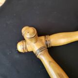 Antique extendable wall coat rack, accordion, 9 hooks.