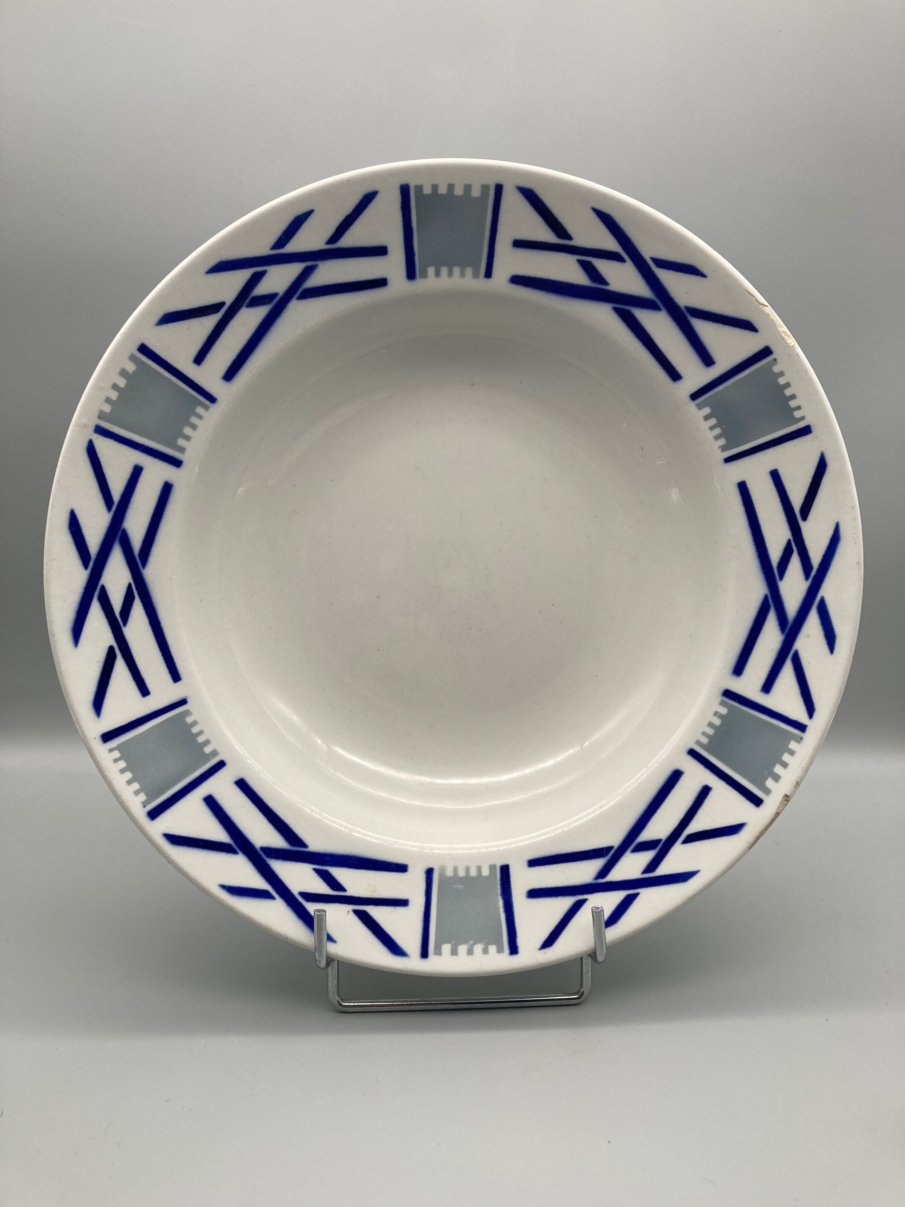 Round dish Lunéville KG model "Servange"