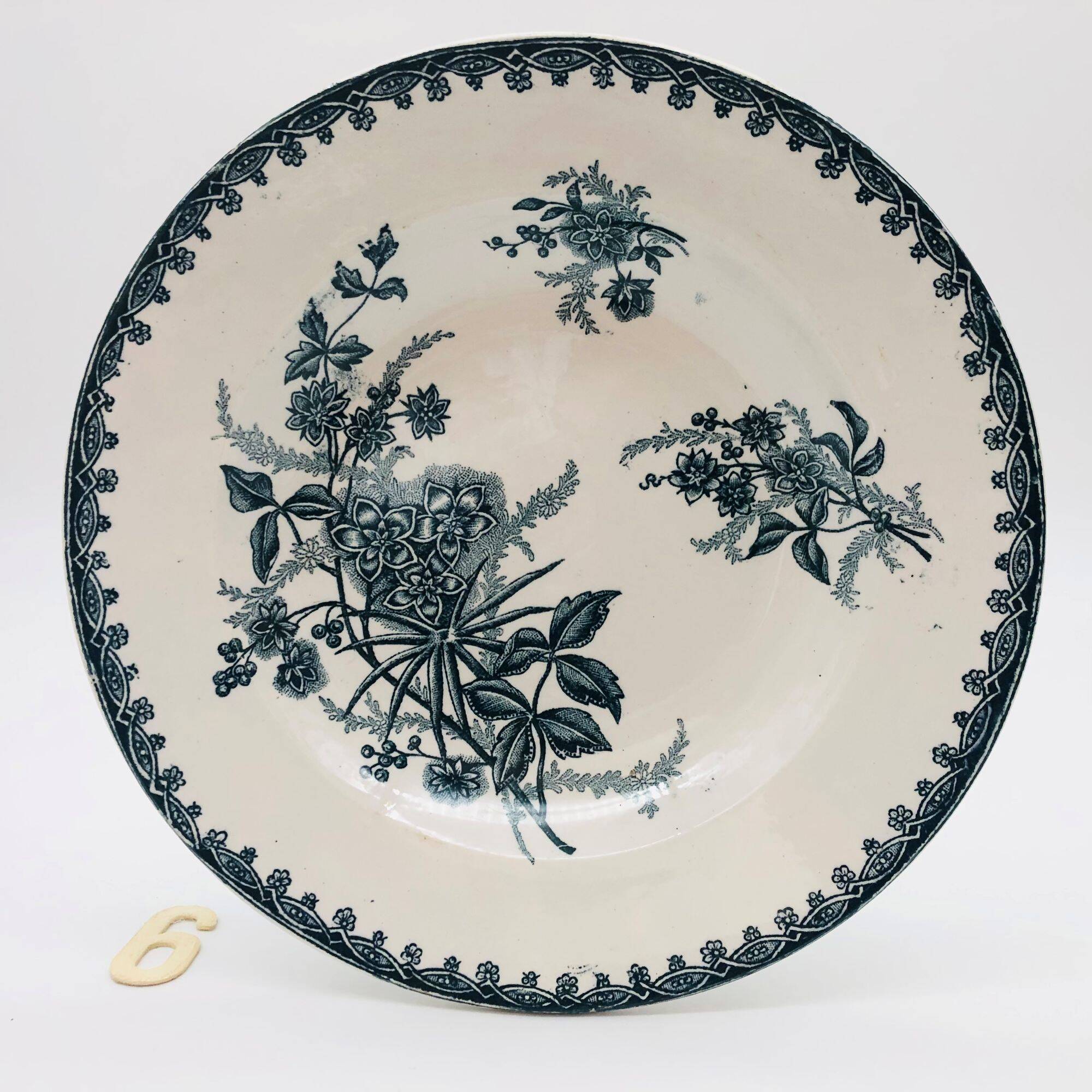 6 Assiettes Creuses “St-Amant- Grands Établissements Céramique"
