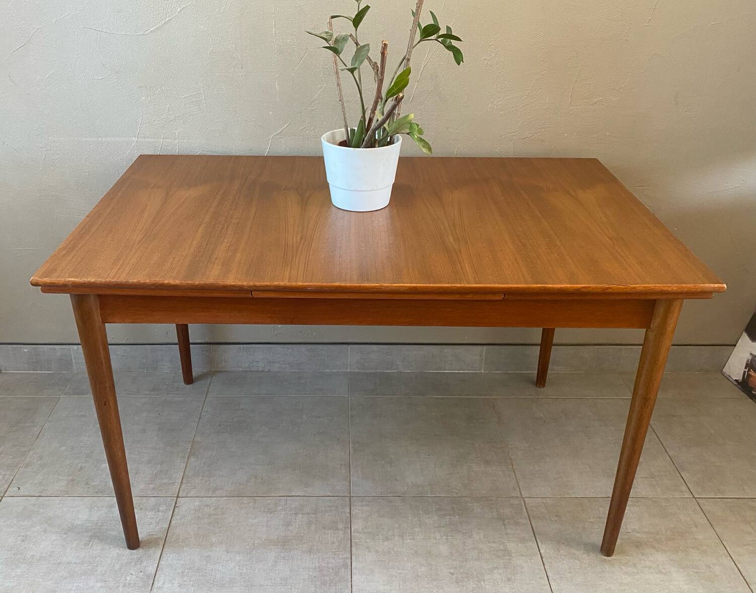 Vintage teak table with extensions