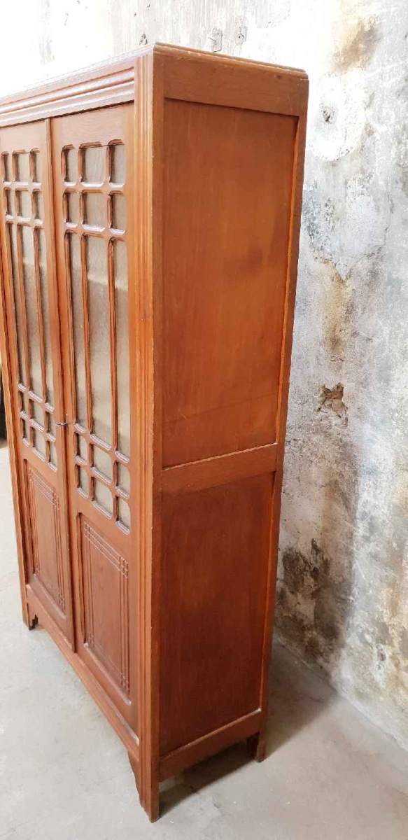 Glass-glazed Parisian wardrobe