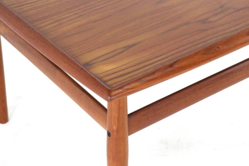 Grete Jalk for Glostrup coffee table danish design in teak