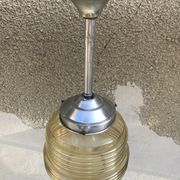 Suspension art deco verre moulé jaune  vintage