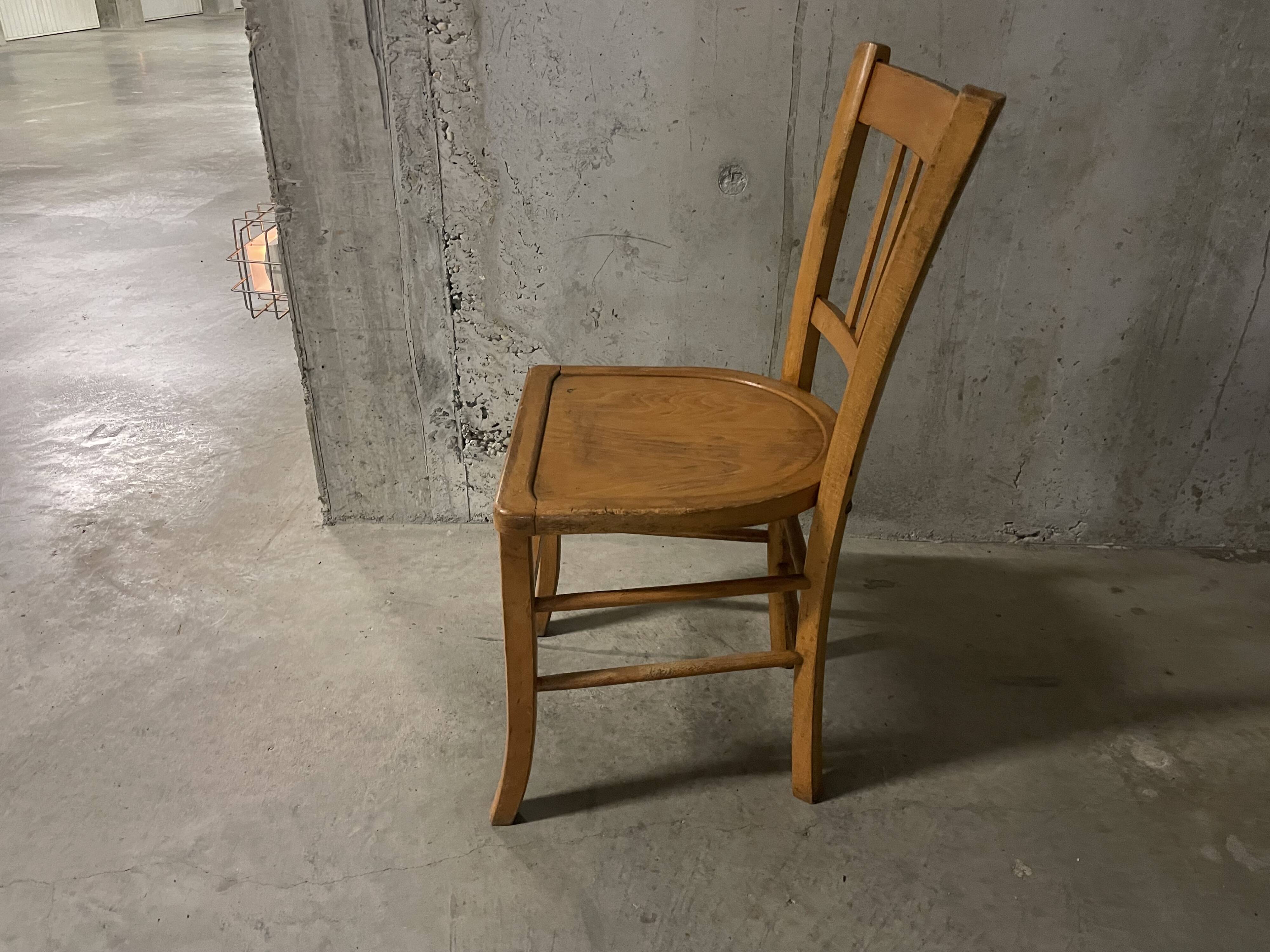 Chaise bistrot années 60