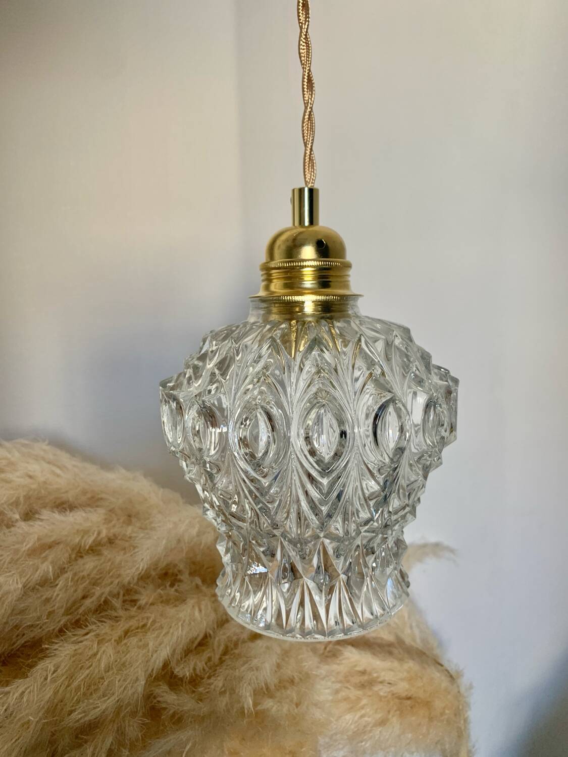 Vintage adèle portable lamp