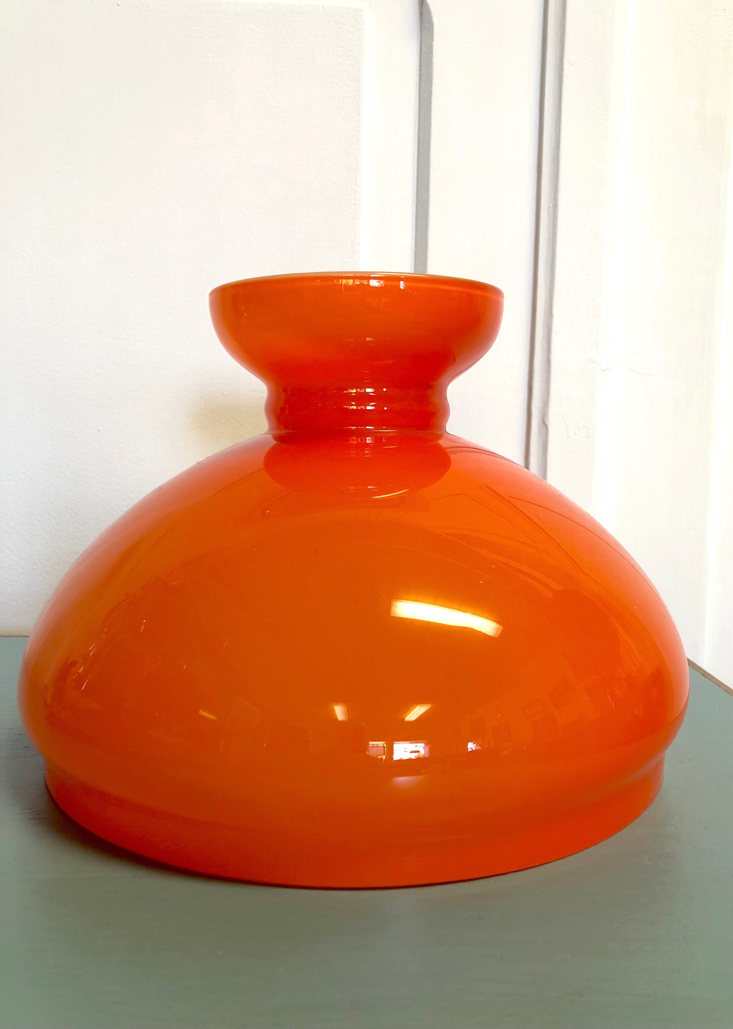 Abat-jour opaline orange années 70
