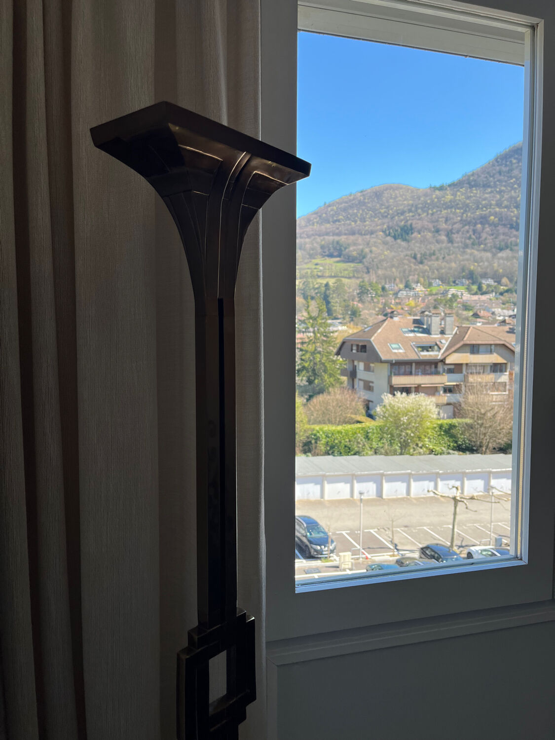 Halogen brass