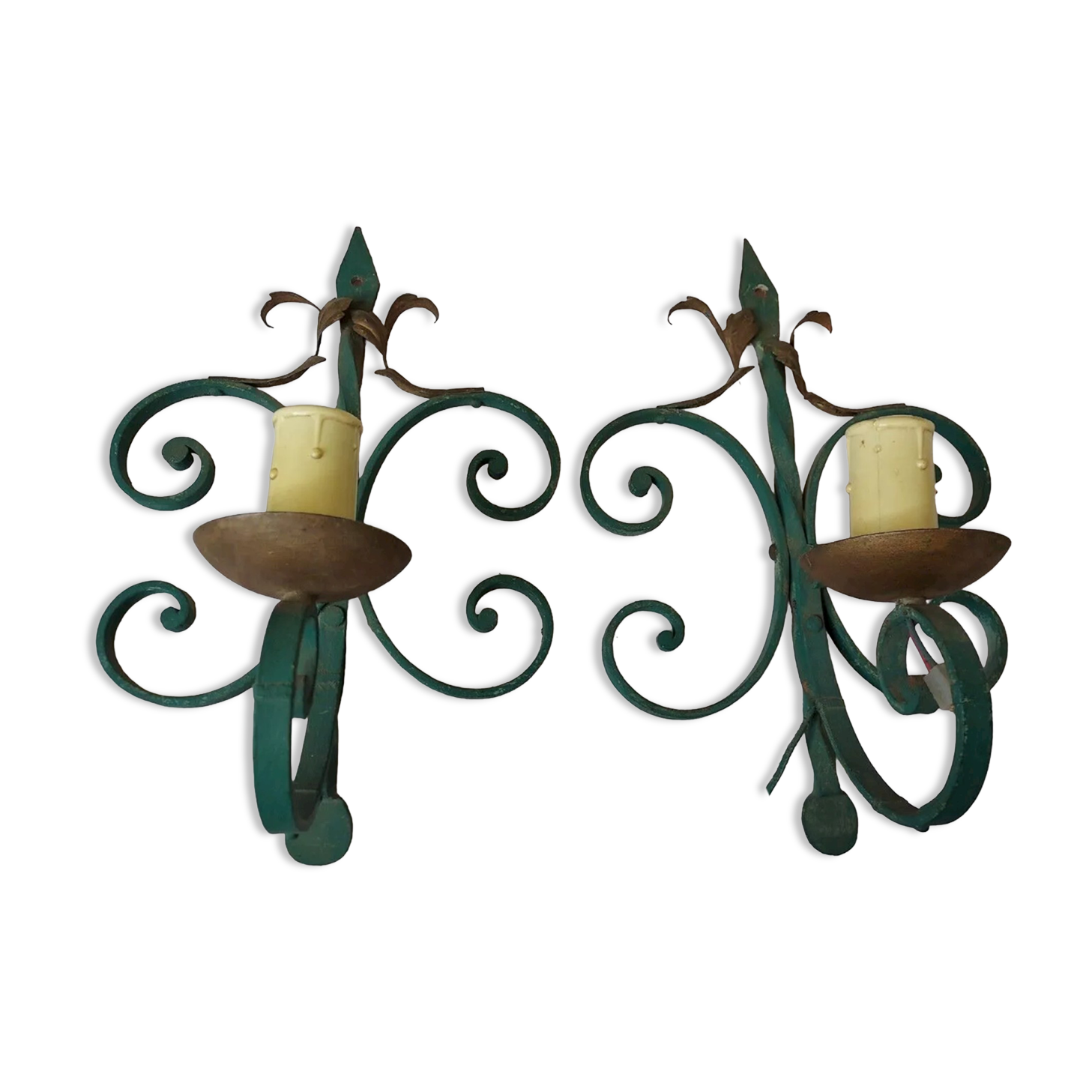 Paire d"appliques en fer forgé