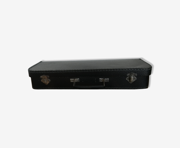 Valise en carton