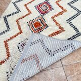 Azilal Moroccan wool rug, handmade: Berber pattern (150 x 96 cm)