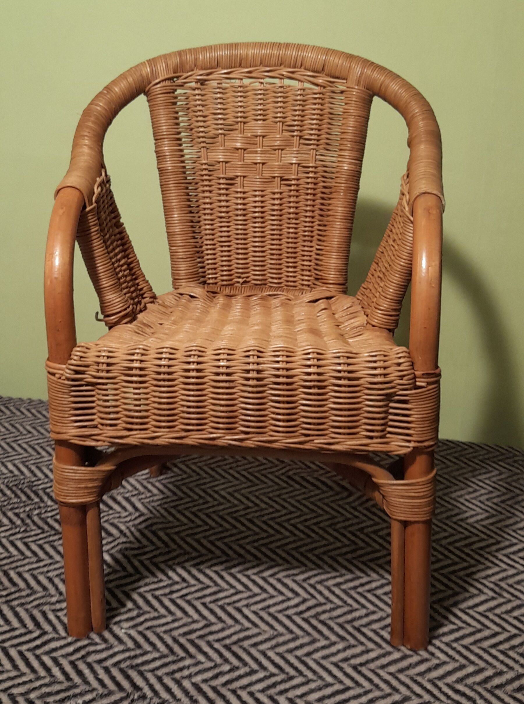 Fauteuil en rotin/osier pour enfant - vintage 1970