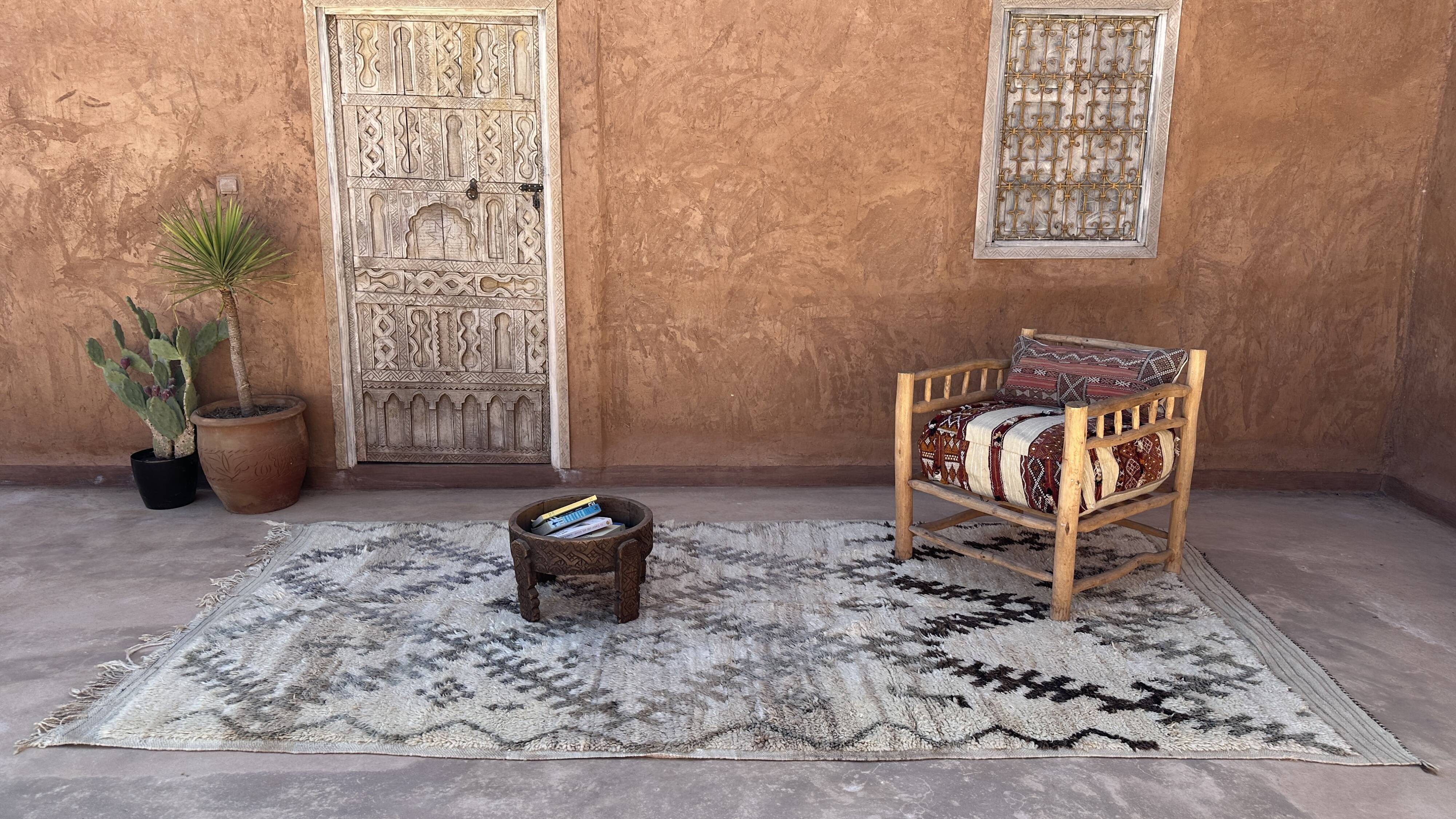 Moroccan Talsint rug white - 177 x 340 cm