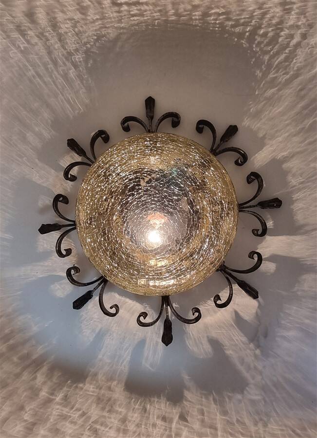 Ceiling light