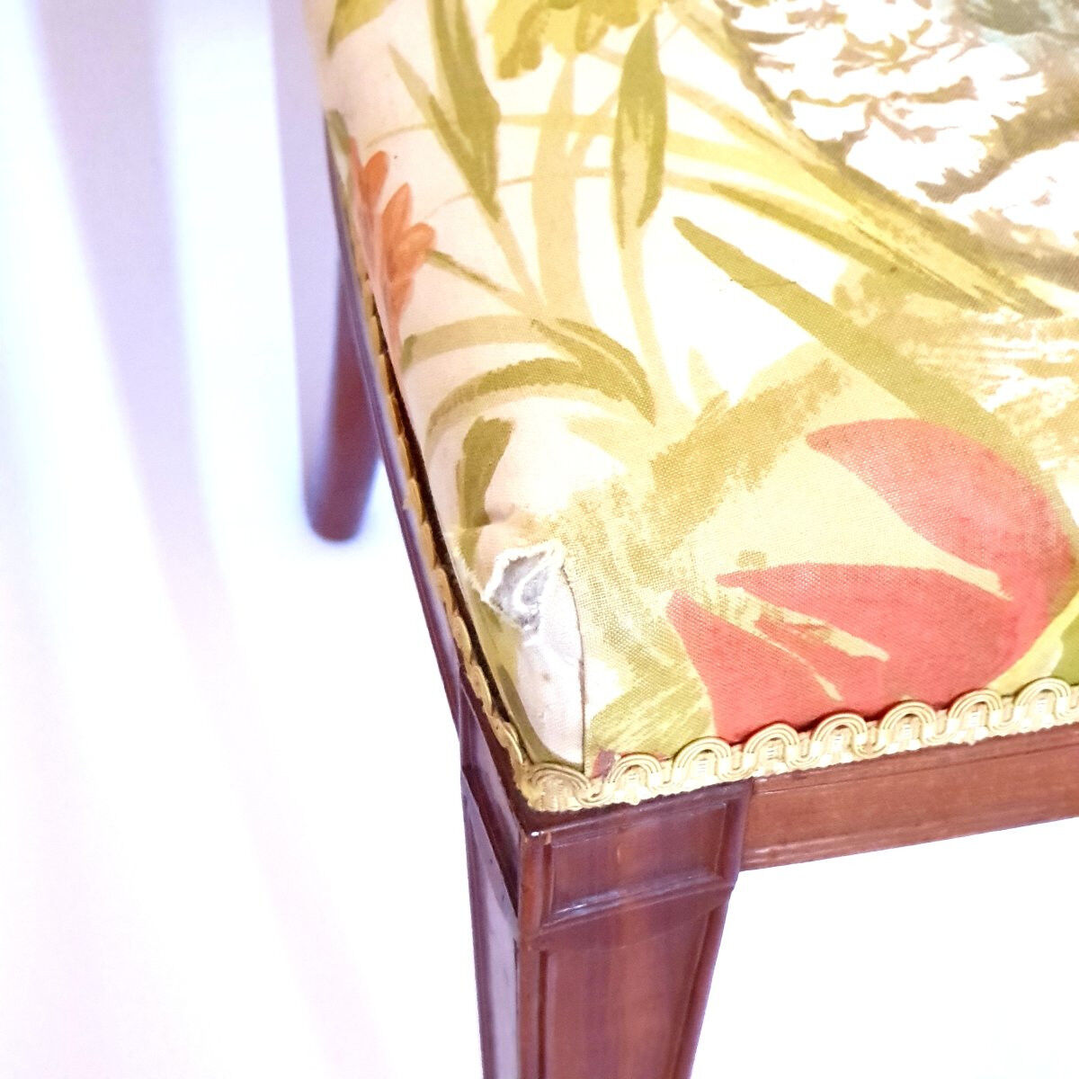Hepplewhite style chair, 19th century England