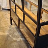 Vitrine ancienne sur pieds