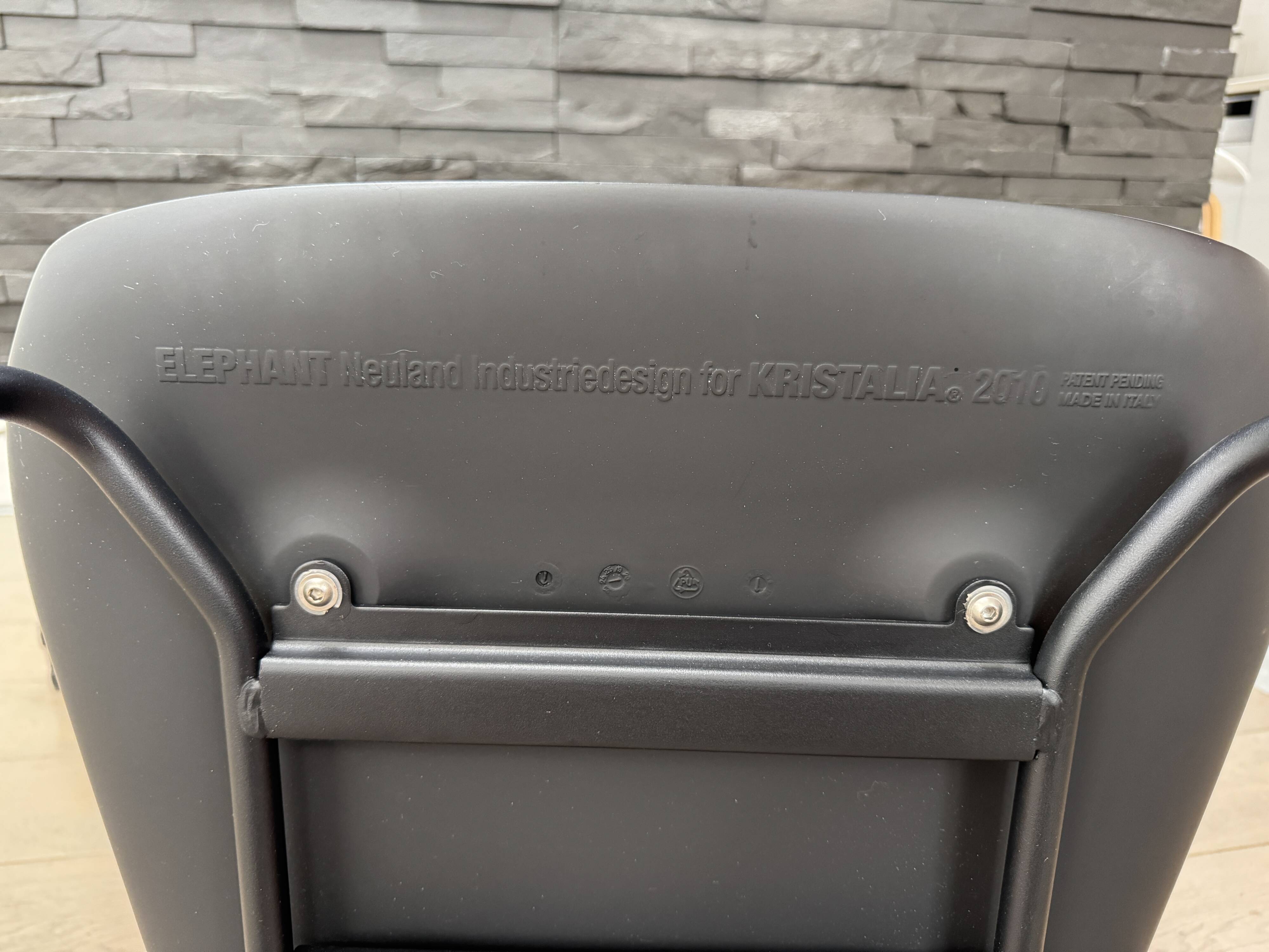 Elephant armchair by Kristalia - Design Studio Neuland - Perfect condition