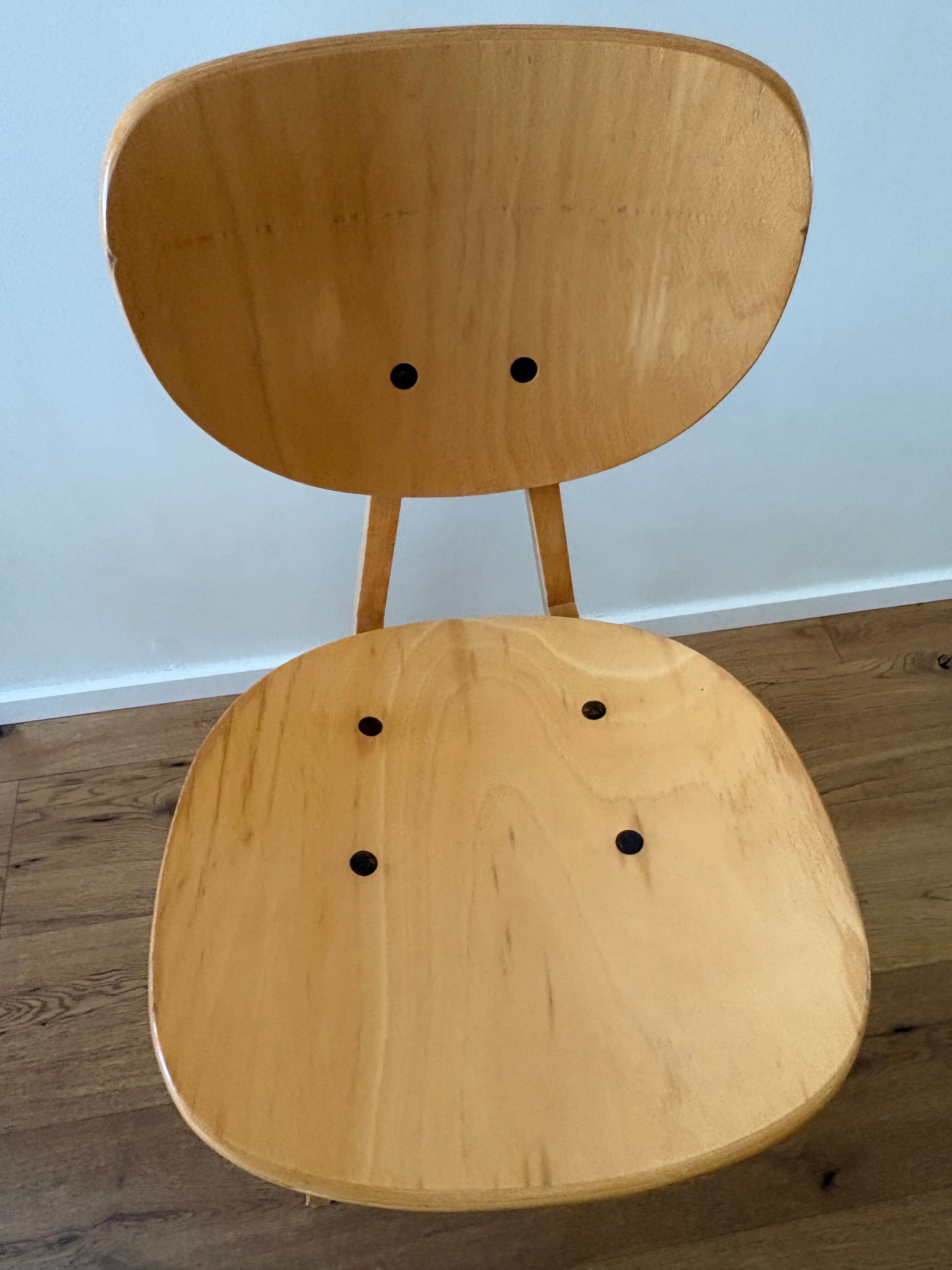 Chaises junzo sakakura 3221