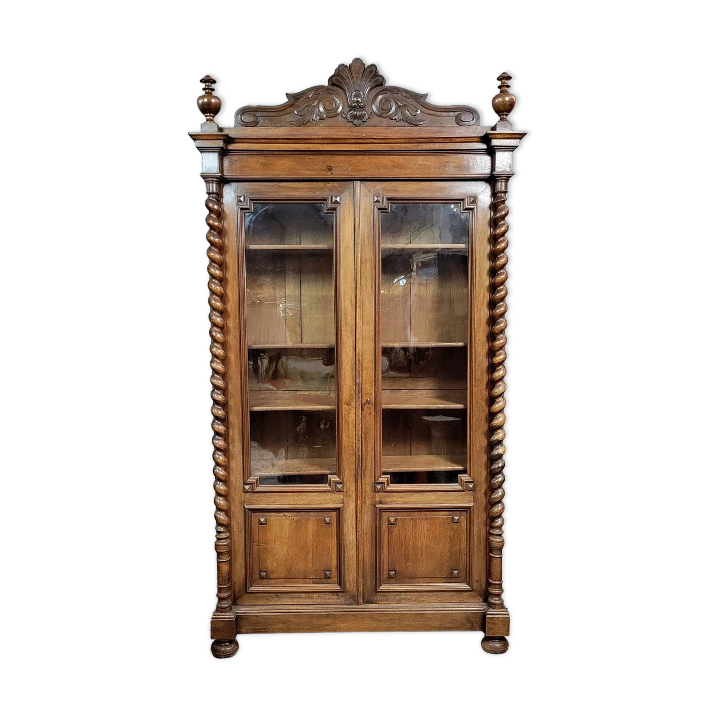 Louis XIII style bookcase in walnut circa 1850