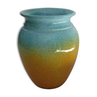 Vase en poterie contemporaine du Scorpion Le Thoronet Var 83