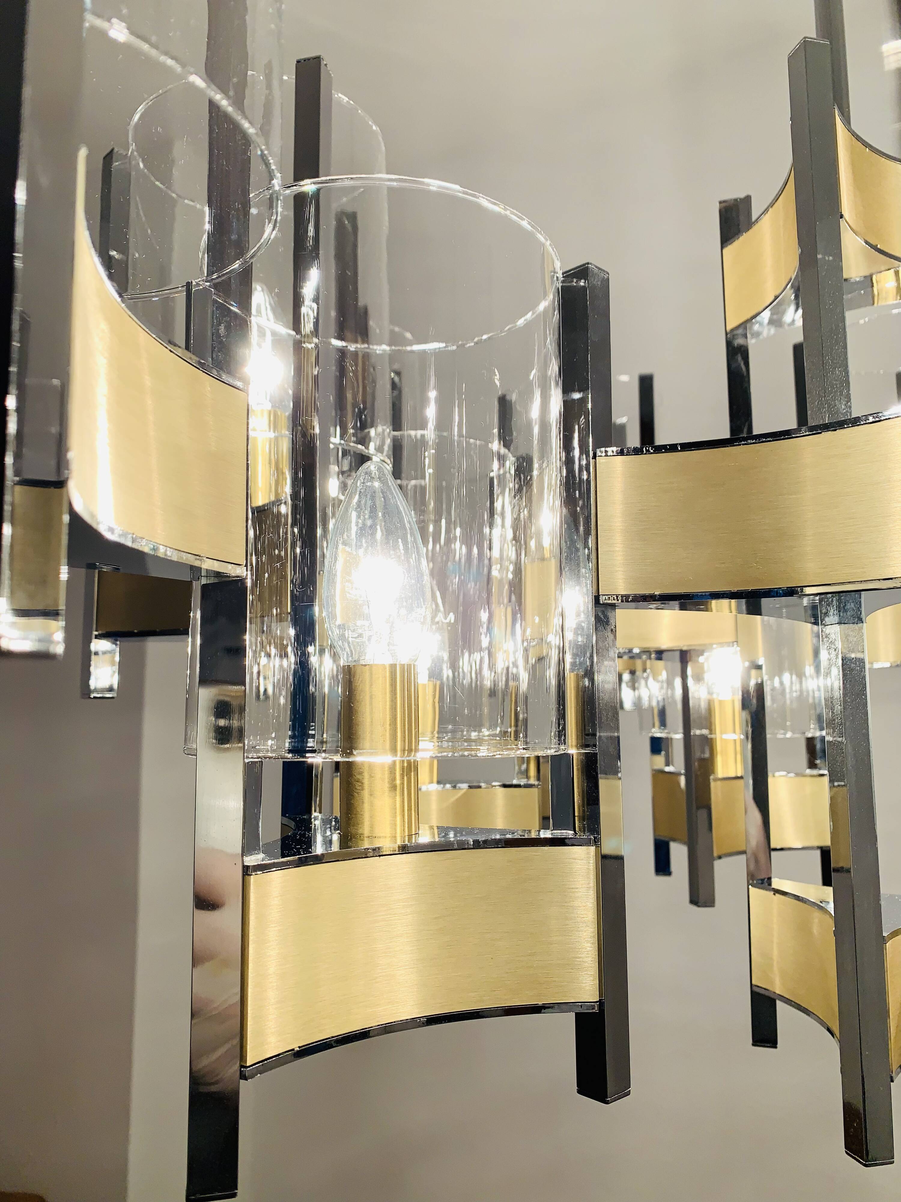 Large Italian Brutalist Chandelier by Gaetano Sciolari