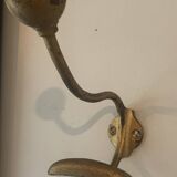 Paire de patères porte manteaux en laiton