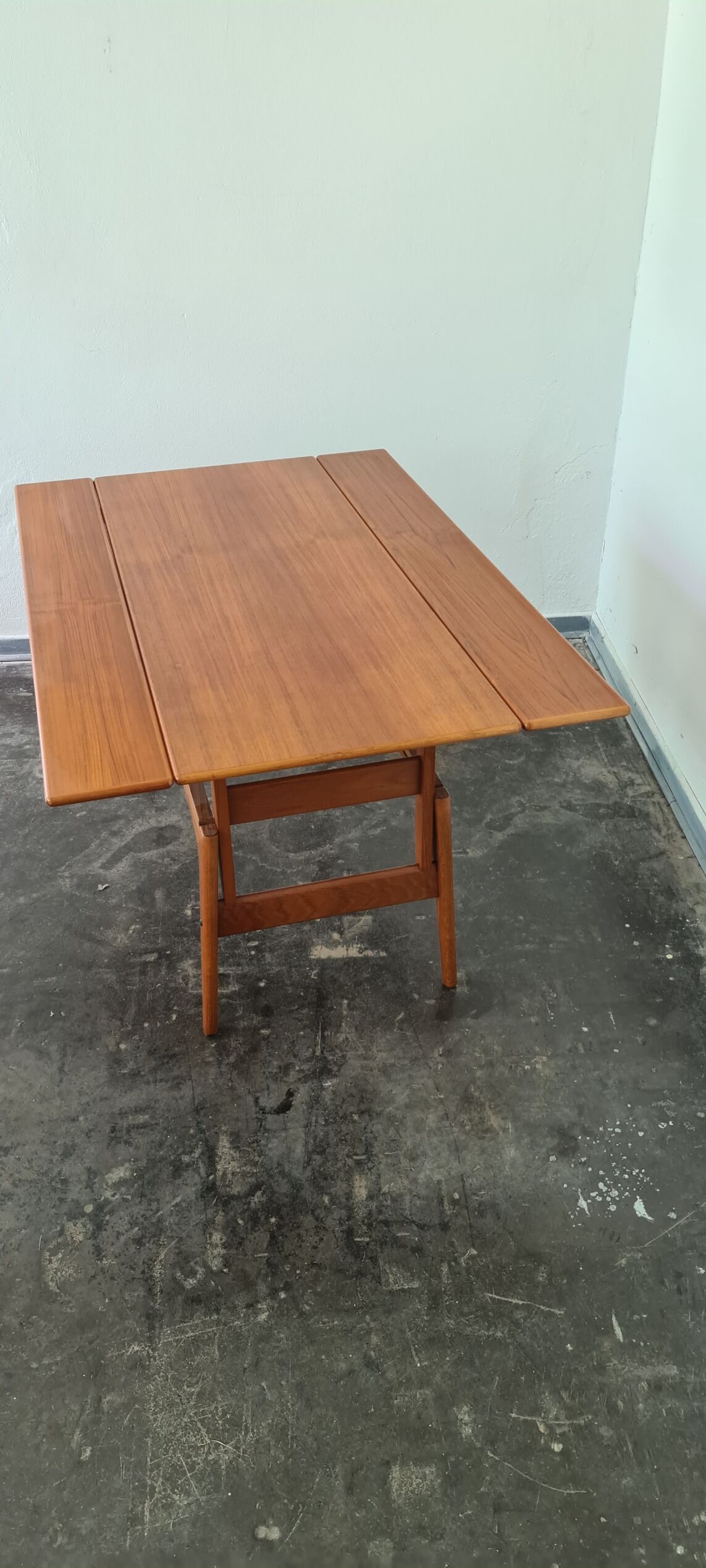 Vintage teak Danish Design adjustable table by Trioh Denmark .