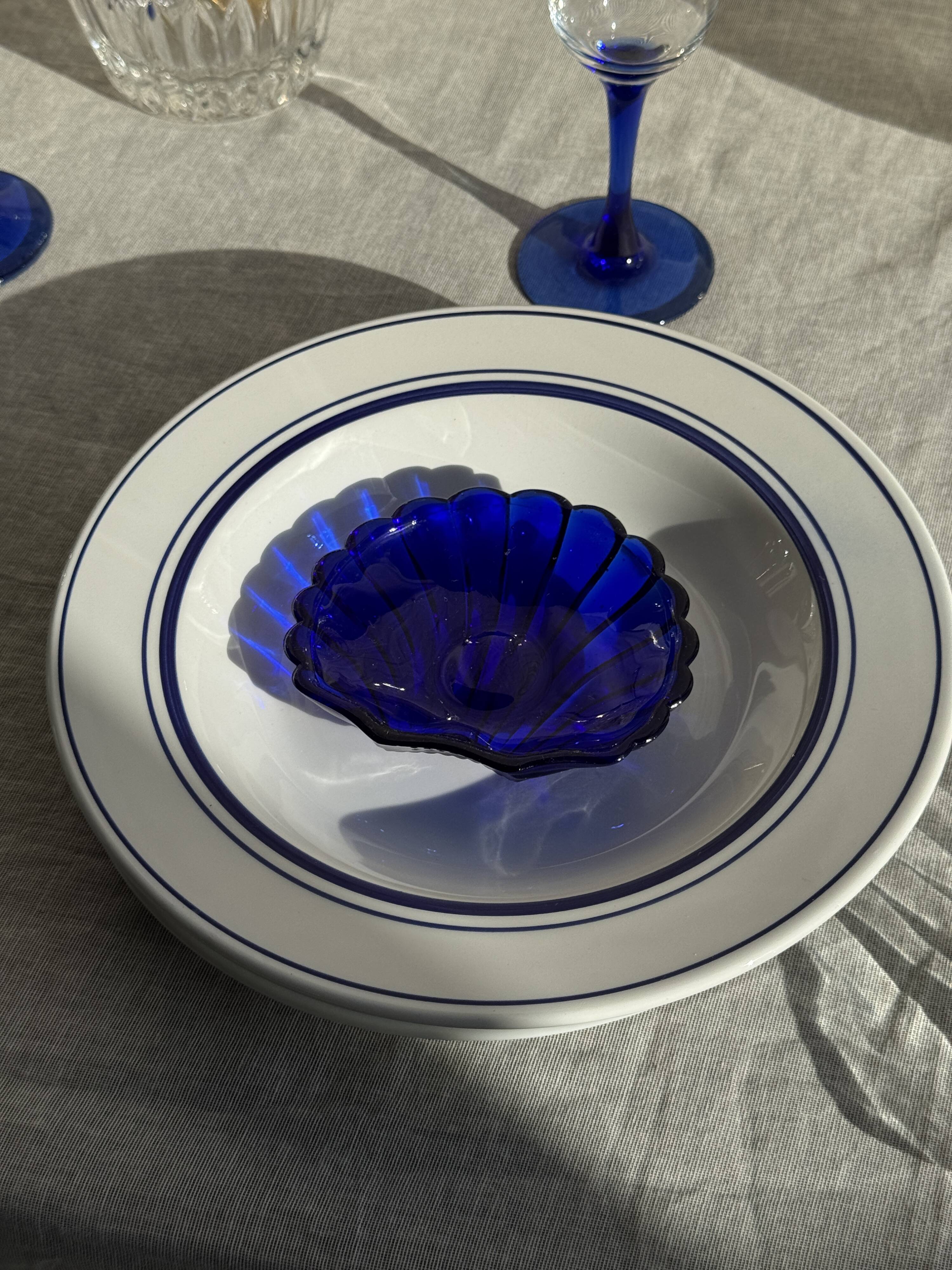 Set of 4 Italian deep plates Ceramica Quadrifoglio with blue rim D22