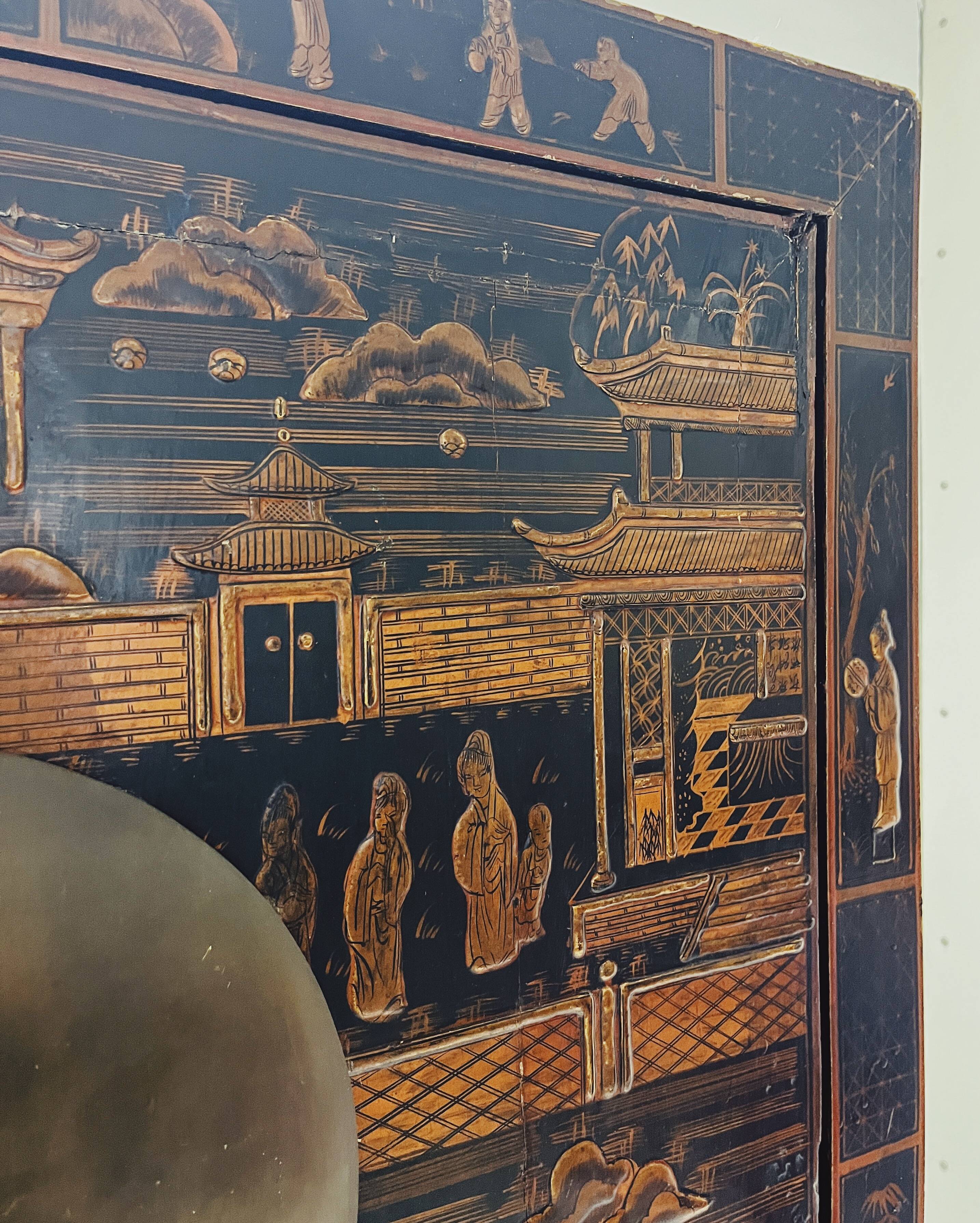 Antique Chinese cabinet with inlay work