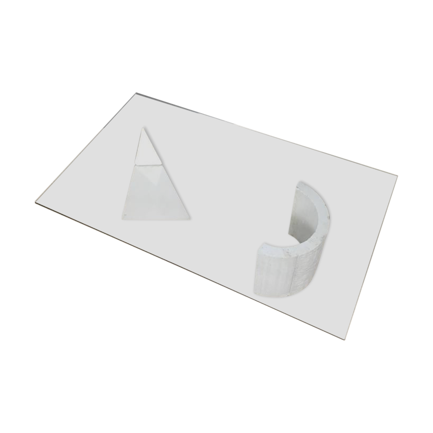 Coffee table geometric shape