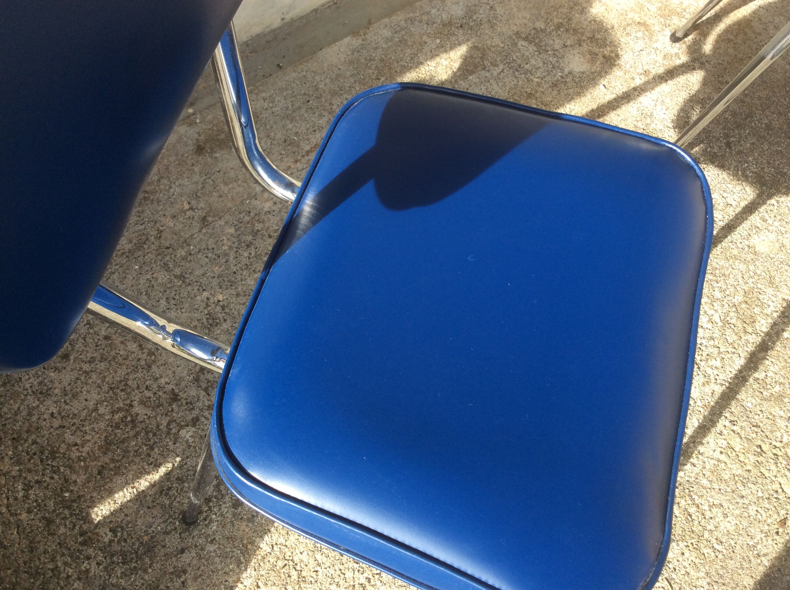Lot from 4 vintage chairs in skai
