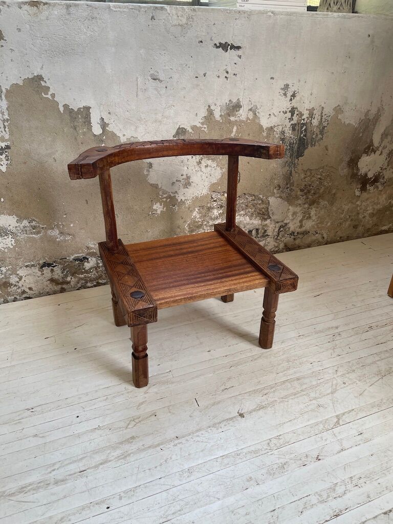 Low chair côte d'ivoire