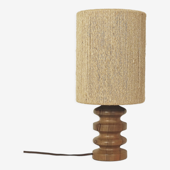 Wood and rope lamp