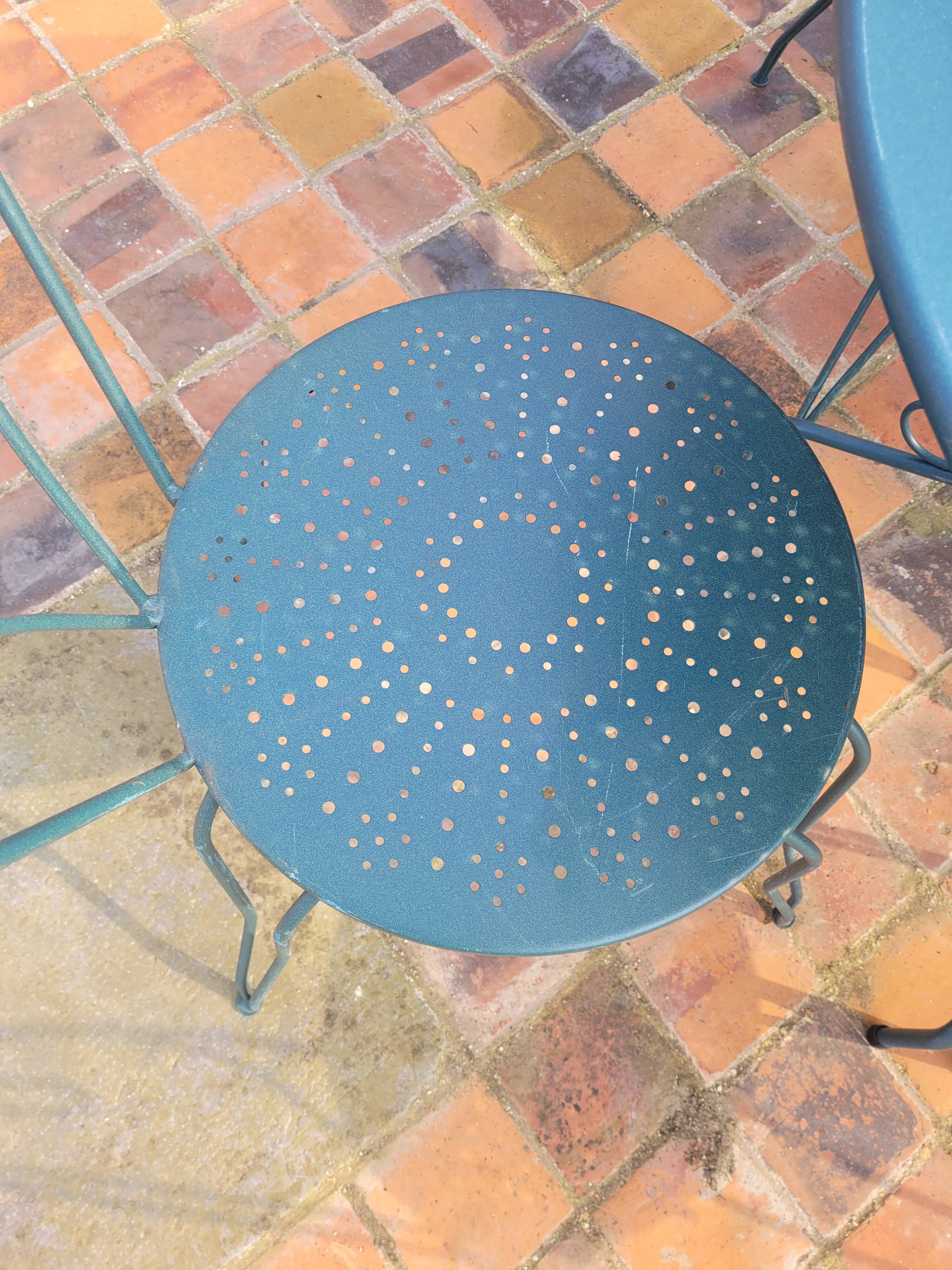 Salon de jardin en fer forgé, table & 4 chaises