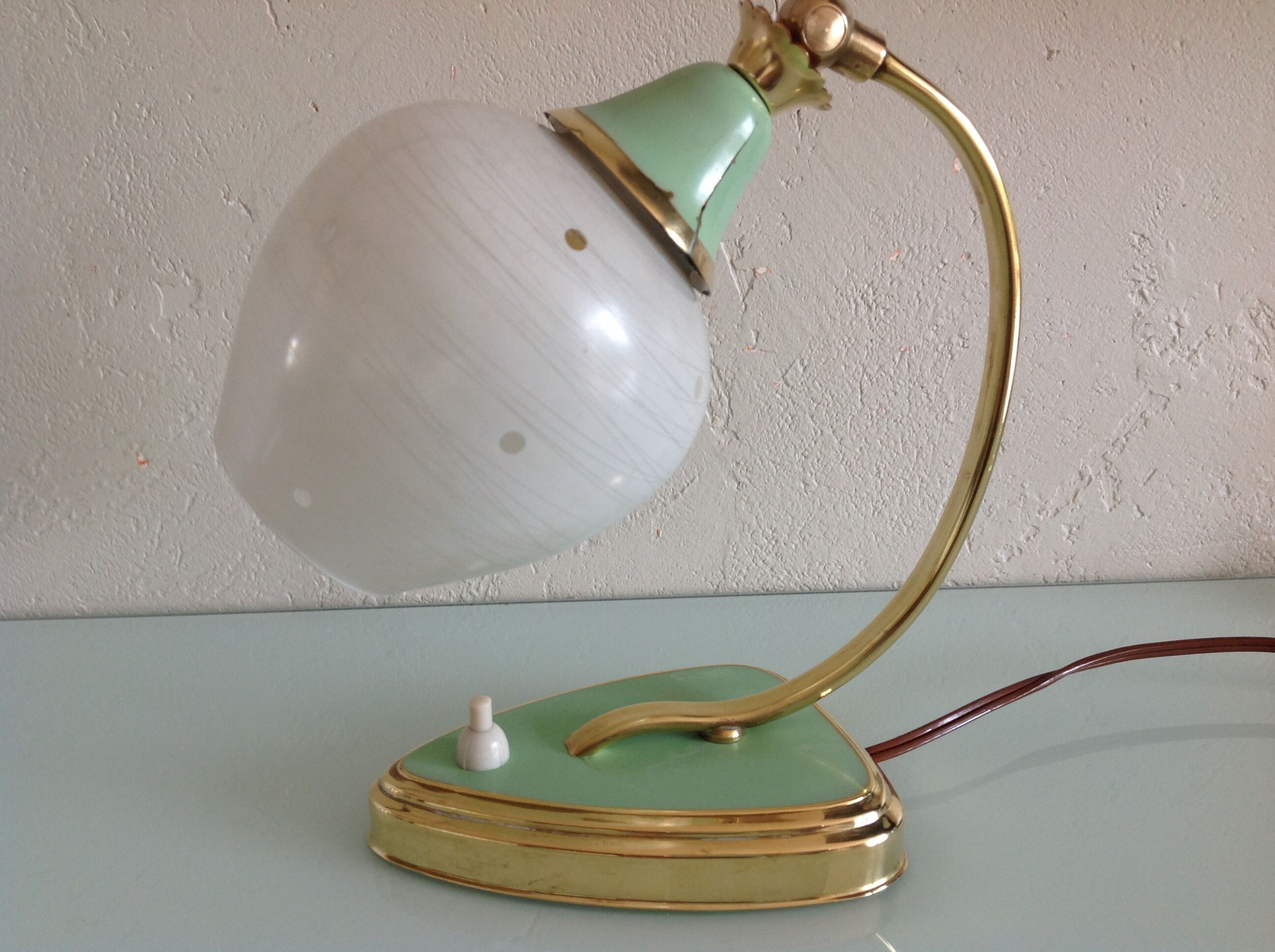 Bedside lamp brass and opaline / vintage 50s-60s
