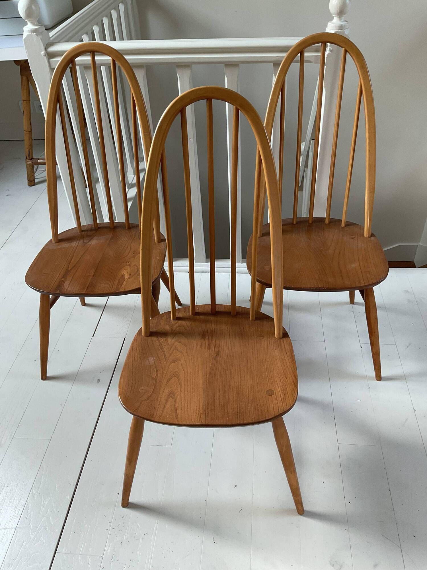 Table et chaises Ercol