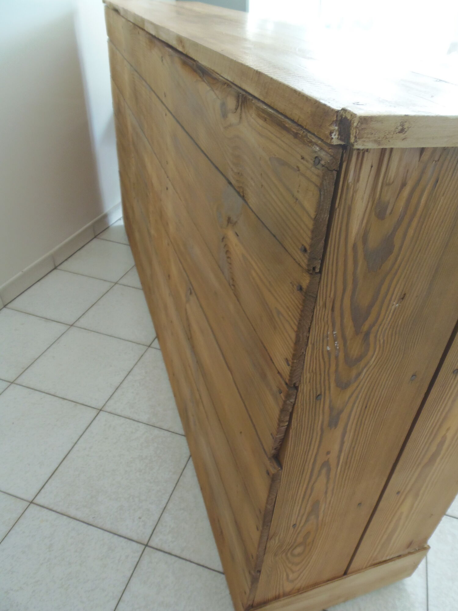Vintage craft furniture on pitchpin wheels, 18 lockers.