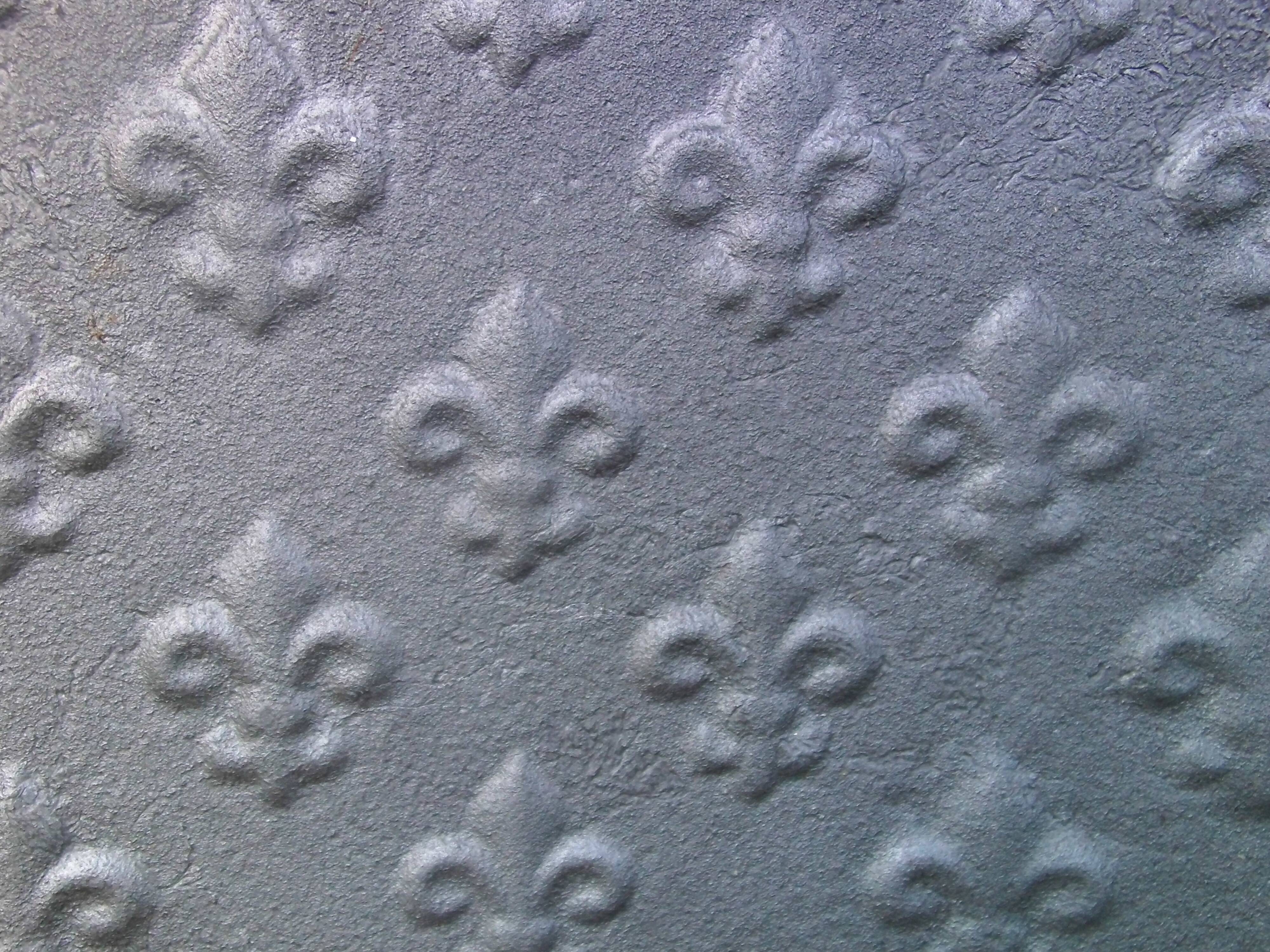 Plate cast fireplace flower lily art foundry Stern