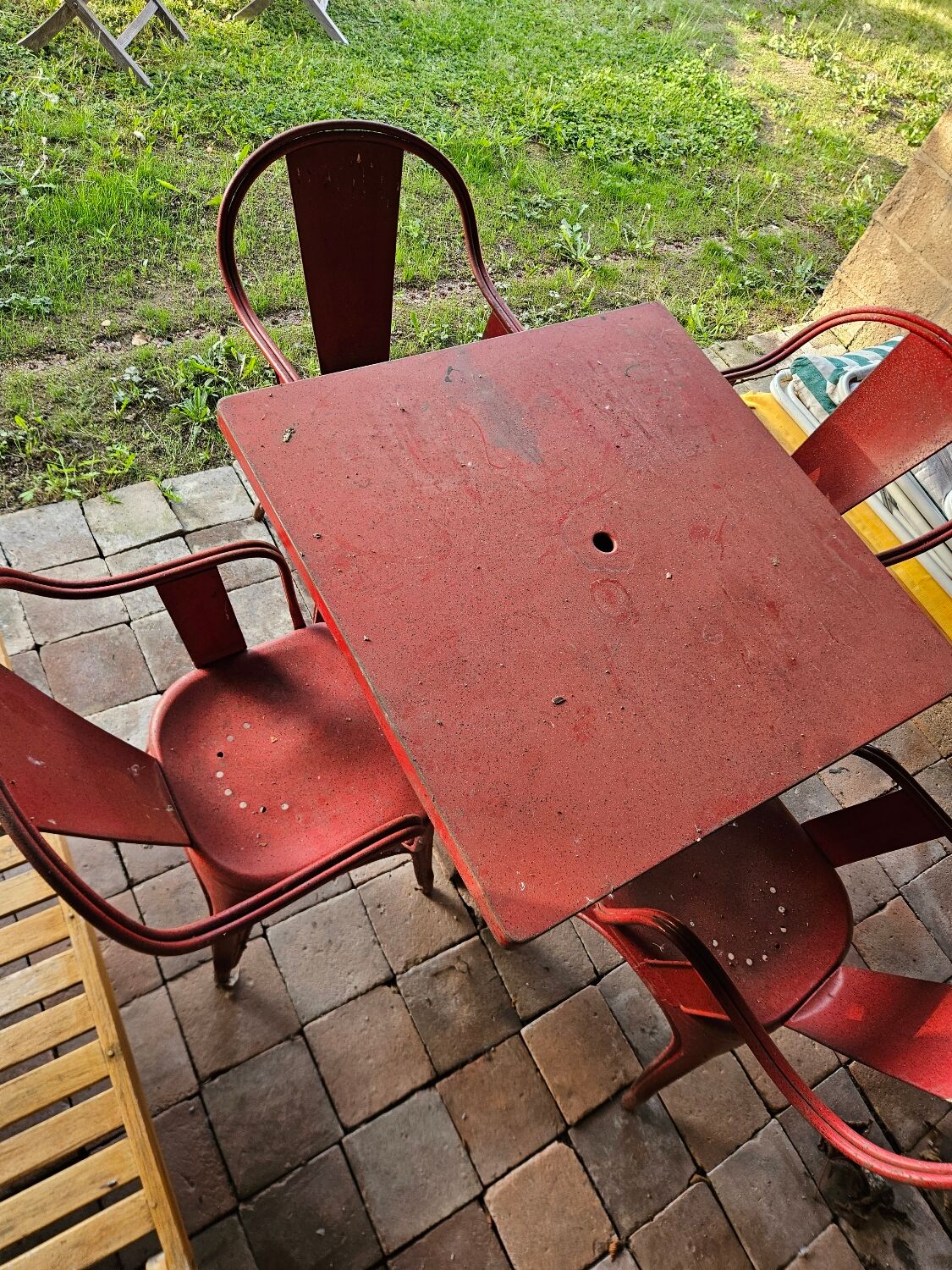 Tolix Table
