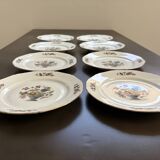 8 Anciennes assiettes à dessert