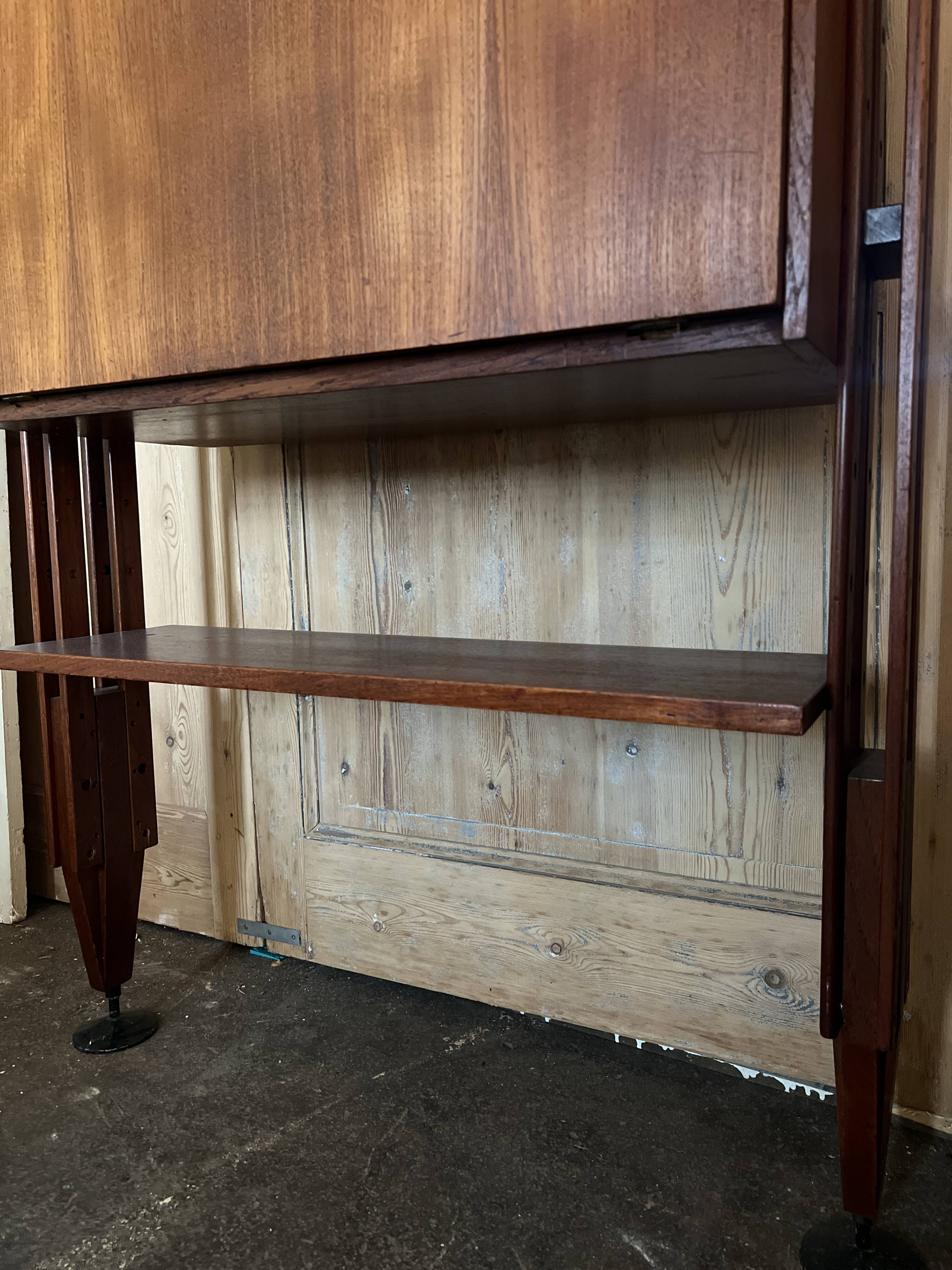 Library Lb7 by Franco Albini