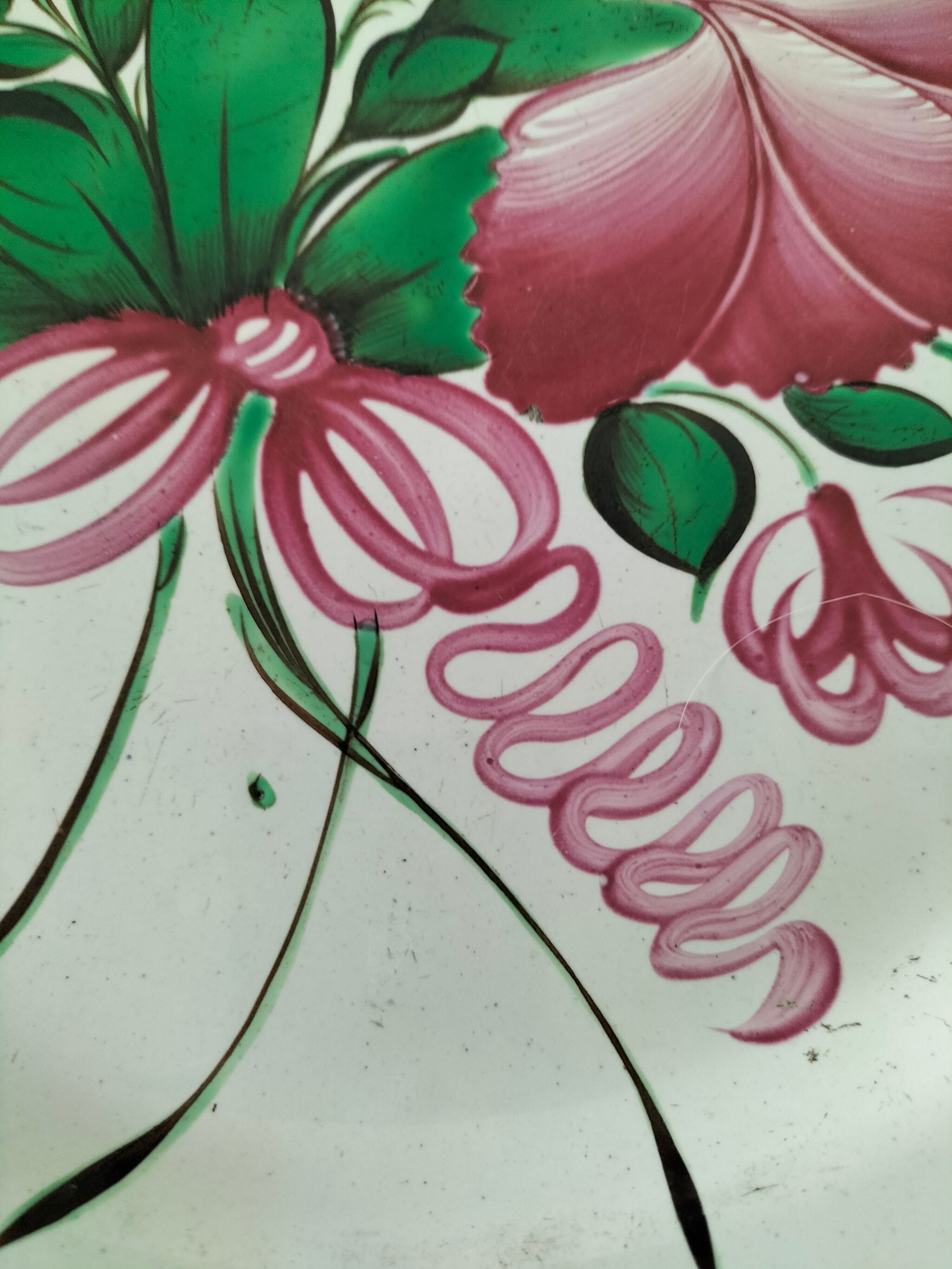 Large earthenware plate from the East – attributed to Islettes, 19th century