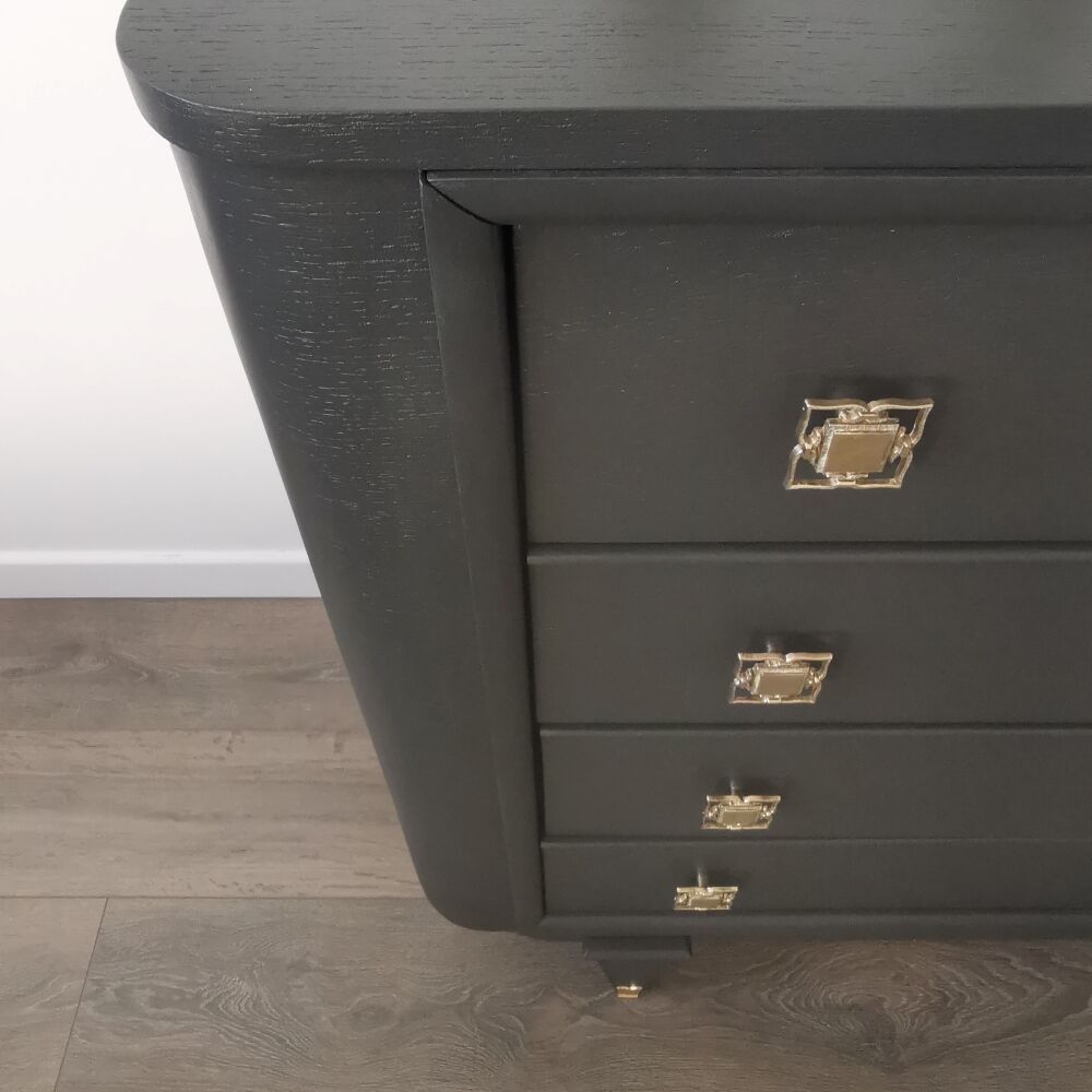 Art Deco chest of drawers