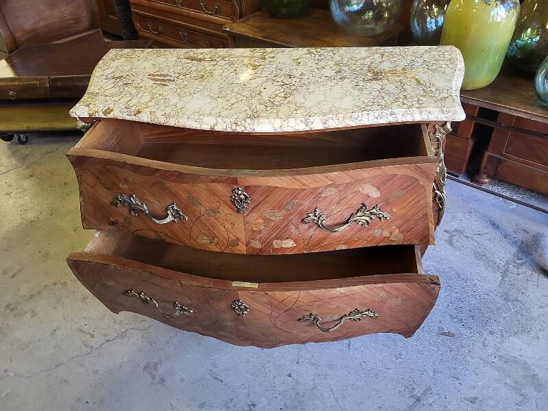 commode en bois de rose 2 tiroirs plateau marbre