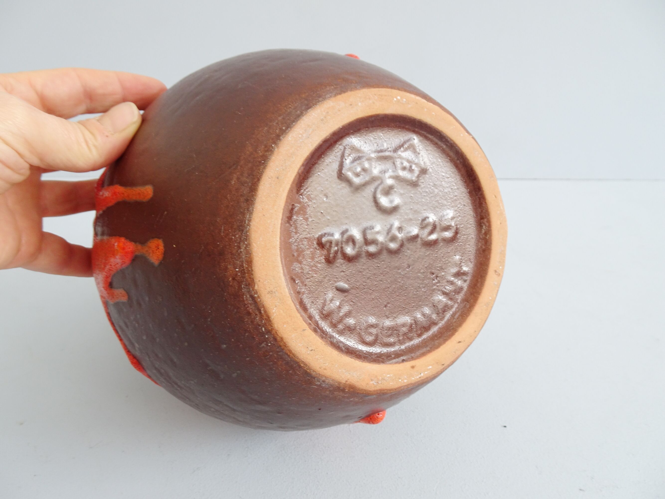 Carstens vase in brown-orange, Mid Century handle vase, Carstens Tönnieshof jug vase